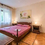 In - Insel Krk 13616 아파트 *